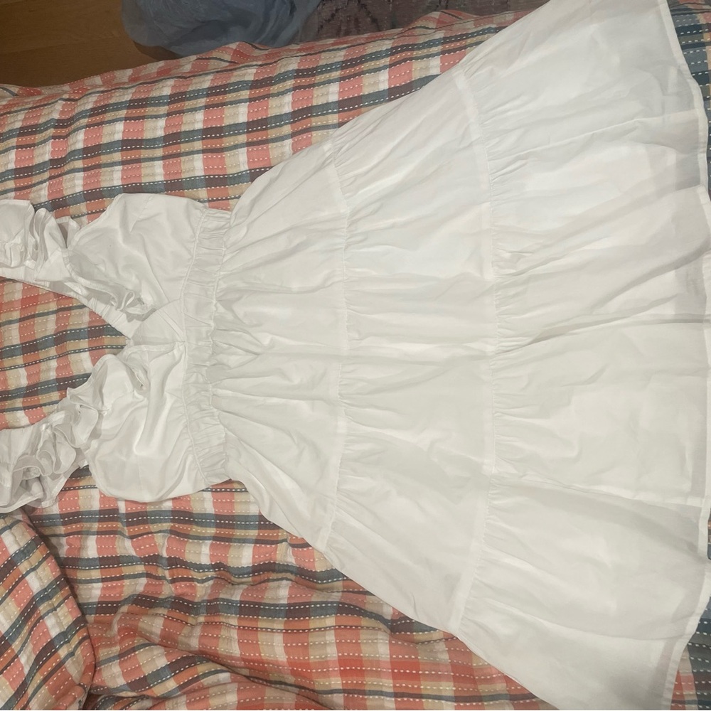 Abercrombie & Fitch Cream Ruffled Dress